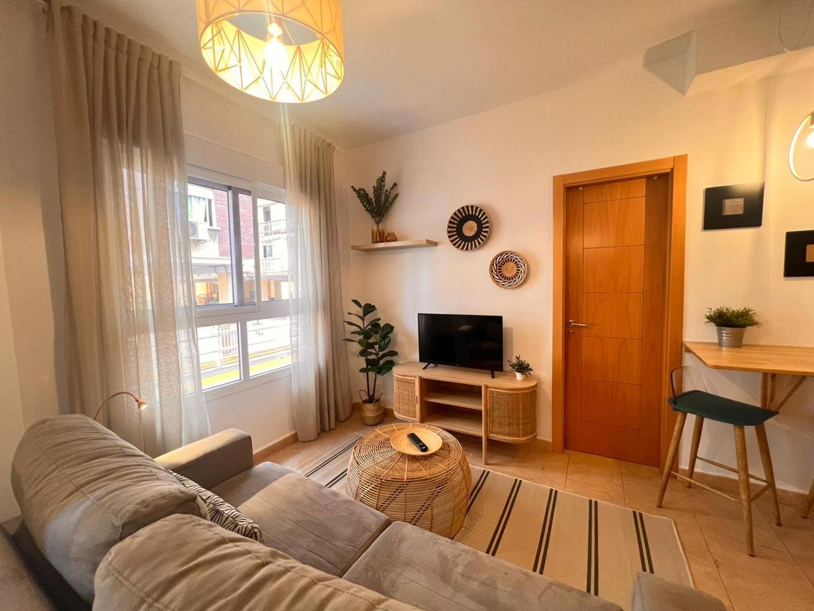 Apartaments Loft Plaza Bailen Centro Malaga Exterior photo